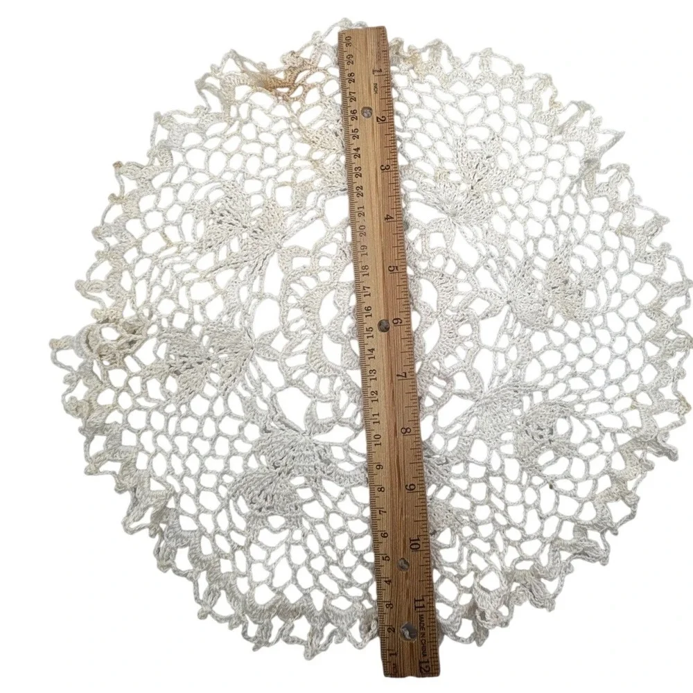 Vintage Hand Crocheted Round Floral Rose Lace Doily Cream 11.5 Inch‎ Shabby Chic